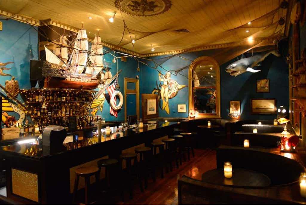 The Mermaid Bar, Lefty's Music Hall